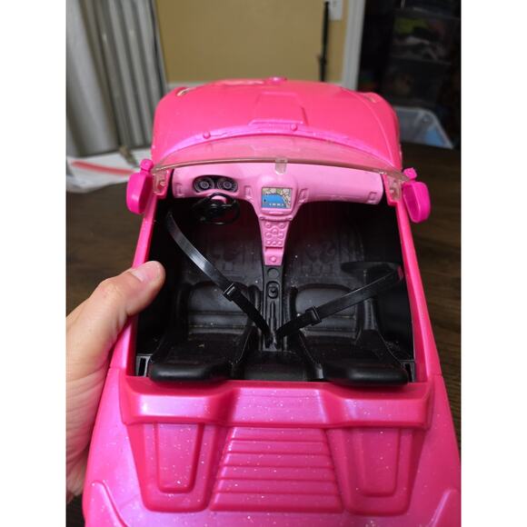 Mattel Barbie Pink Glitter Glam Convertible Car DVX59 2 Seater Push Vehicle 2016 - Picture 4 of 16
